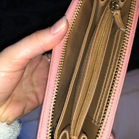 Fossil Wallet - Picture 2 of 3